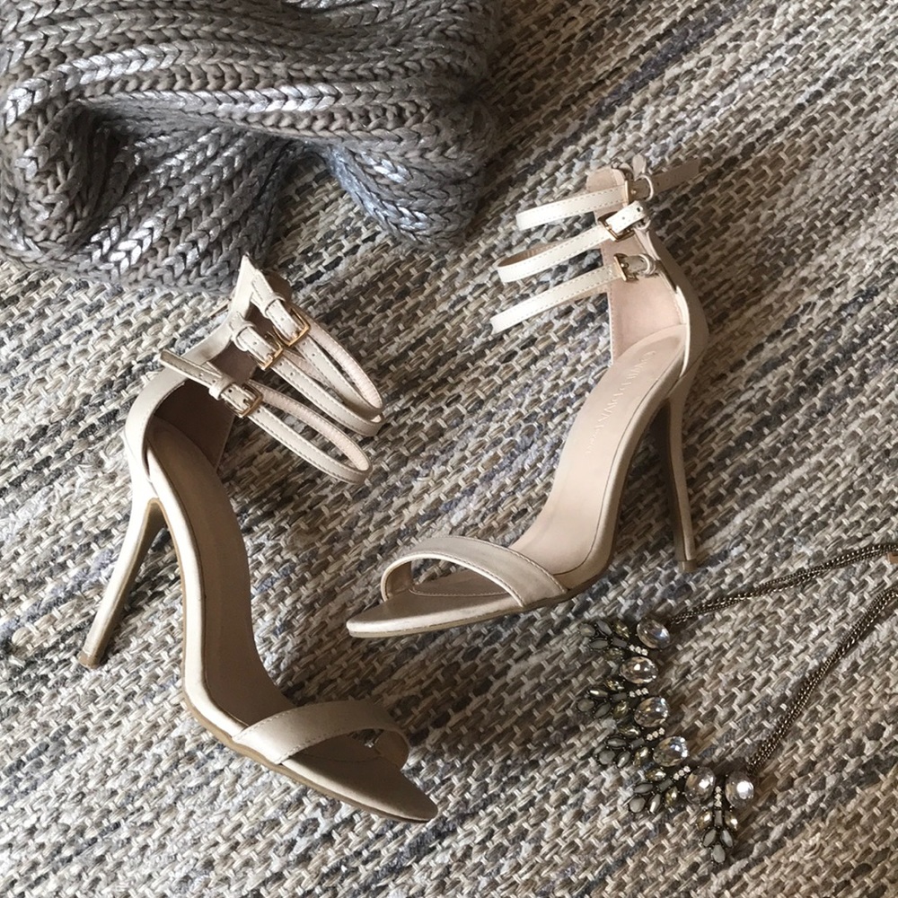 Nude / Tan Ankle Strap Heels